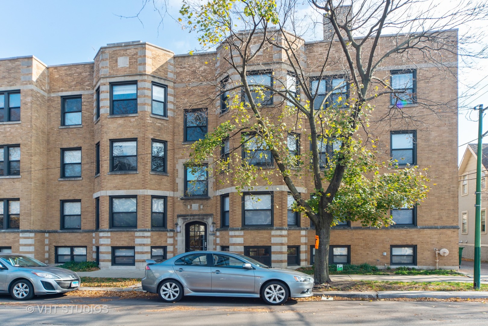 4451 North Hamilton Avenue, Unit G Chicago, IL 60625 - Photo 2 of 11