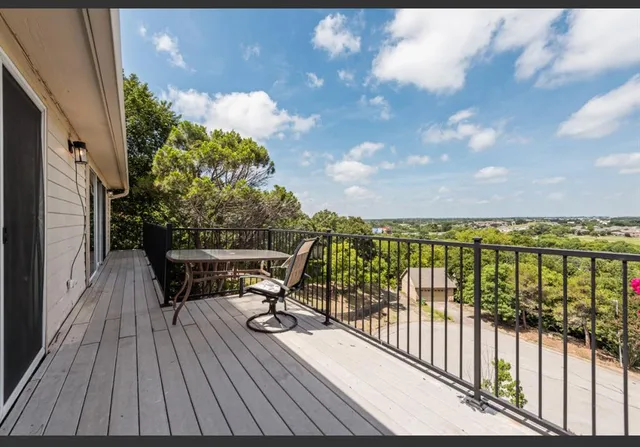 $1,700 | 1803 Old Oak Drive, Arlington, TX 76012