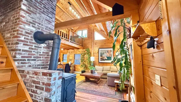 $500,000 | 1207 Iron Gate Road, Cambridge, VT 05444