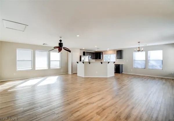 $2,595 | 9527 Violet Sunset Avenue, Las Vegas, NV 89148