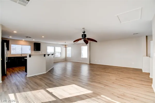 $2,595 | 9527 Violet Sunset Avenue, Las Vegas, NV 89148