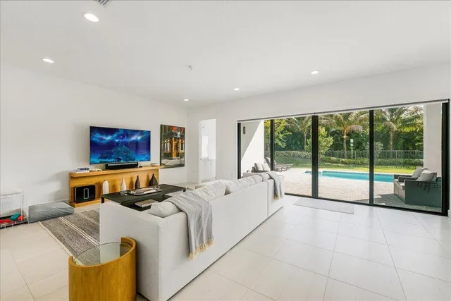 $12,500 | 17496 Sparkling River Road, Boca Raton, FL 33496