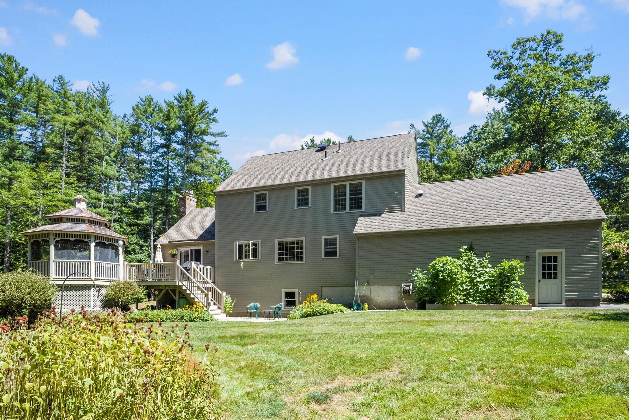 89 Lane Road Chester, NH 03036 - Photo 4 of 40