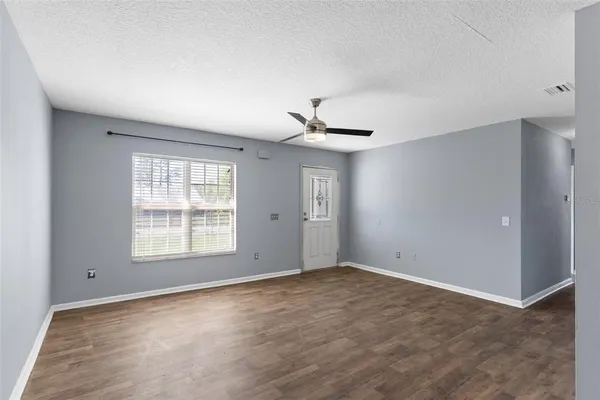 $1,950 | 16727 Southeast 91st Street, Lake Butler, FL 32054