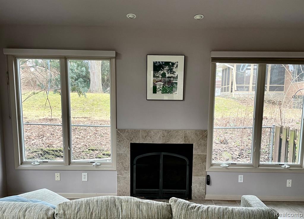 1440 Kearney Road Ann Arbor, MI 48104 - Photo 9 of 24 Gallery Image 9