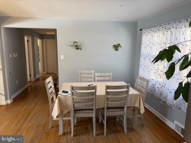 1810 Ridgeview Drive Coatesville, PA 19320 - Photo 4 of 6 a dining room with furniture and wooden floor