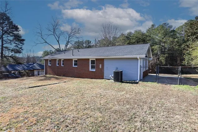 $275,000 | 1745 Rockbridge Road Northwest, Conyers, GA 30012
