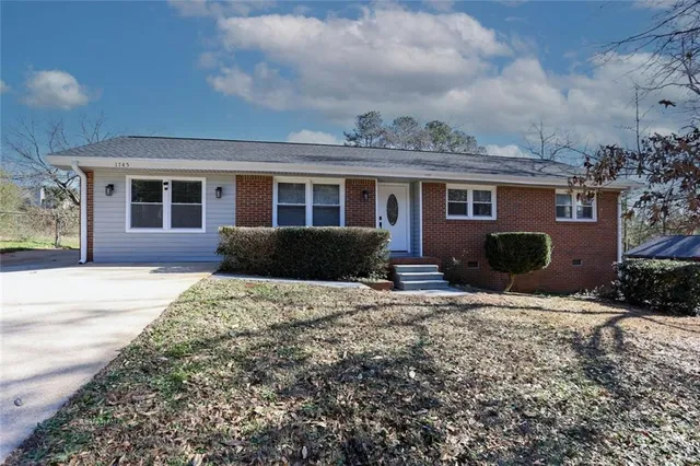 $275,000 | 1745 Rockbridge Road Northwest, Conyers, GA 30012