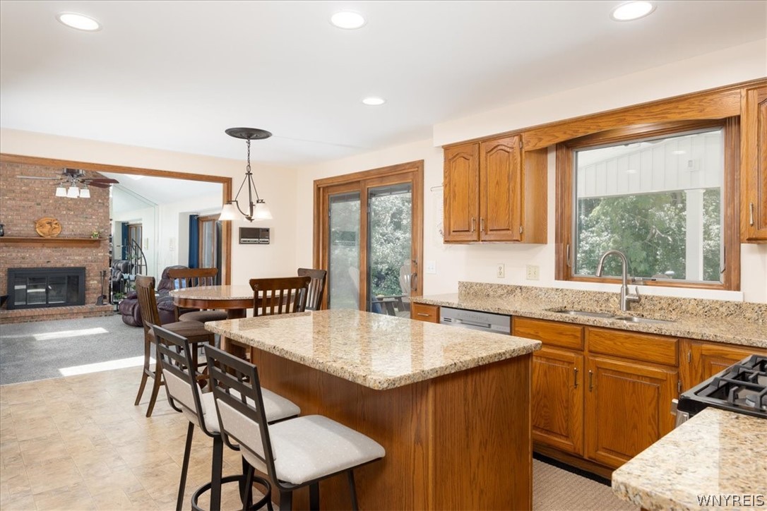 4990 Murphy Road Orchard Park, NY 14127 - Photo 7 of 33 Kitchen with Granite Counters