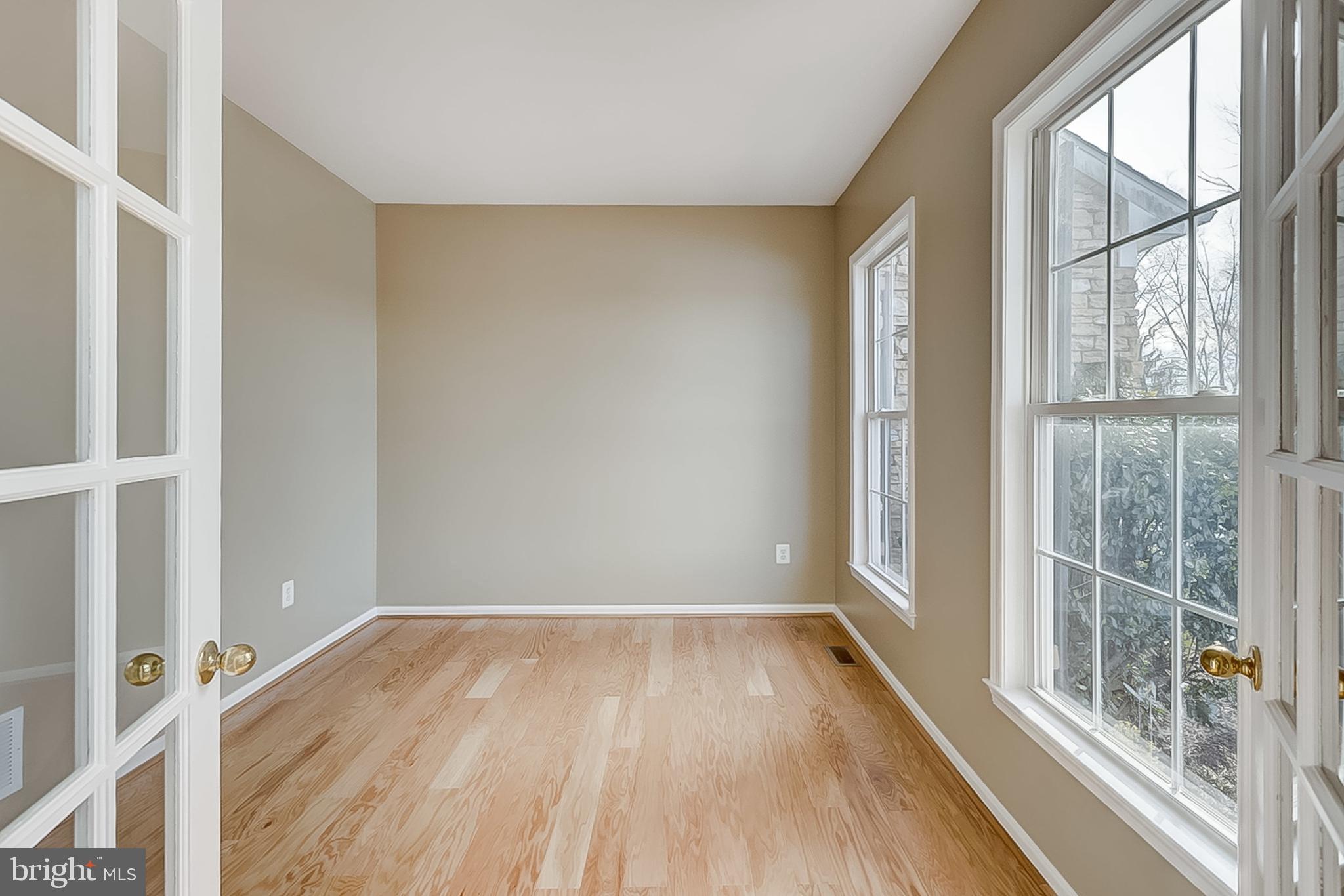106 Davis Road Street, MD 21154 - Photo 10 of 80 Gallery Image 10