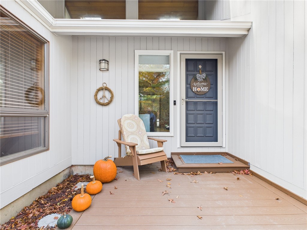 22 Deer Run Road Richmond, RI 02812 - Photo 2 of 27