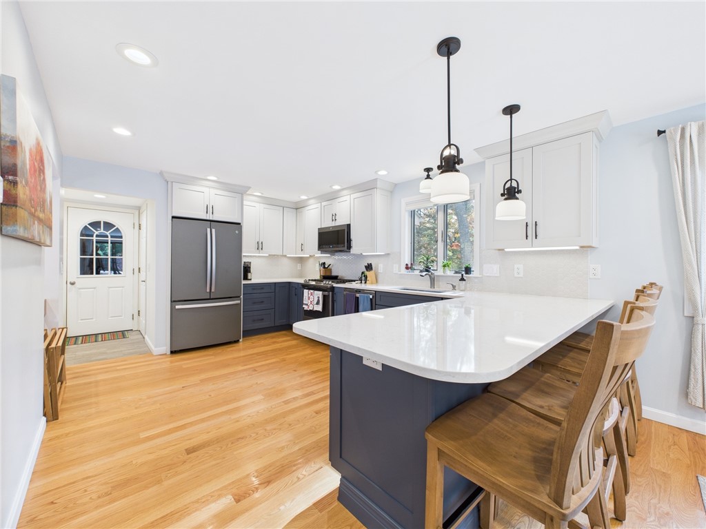 22 Deer Run Road Richmond, RI 02812 - Photo 5 of 27