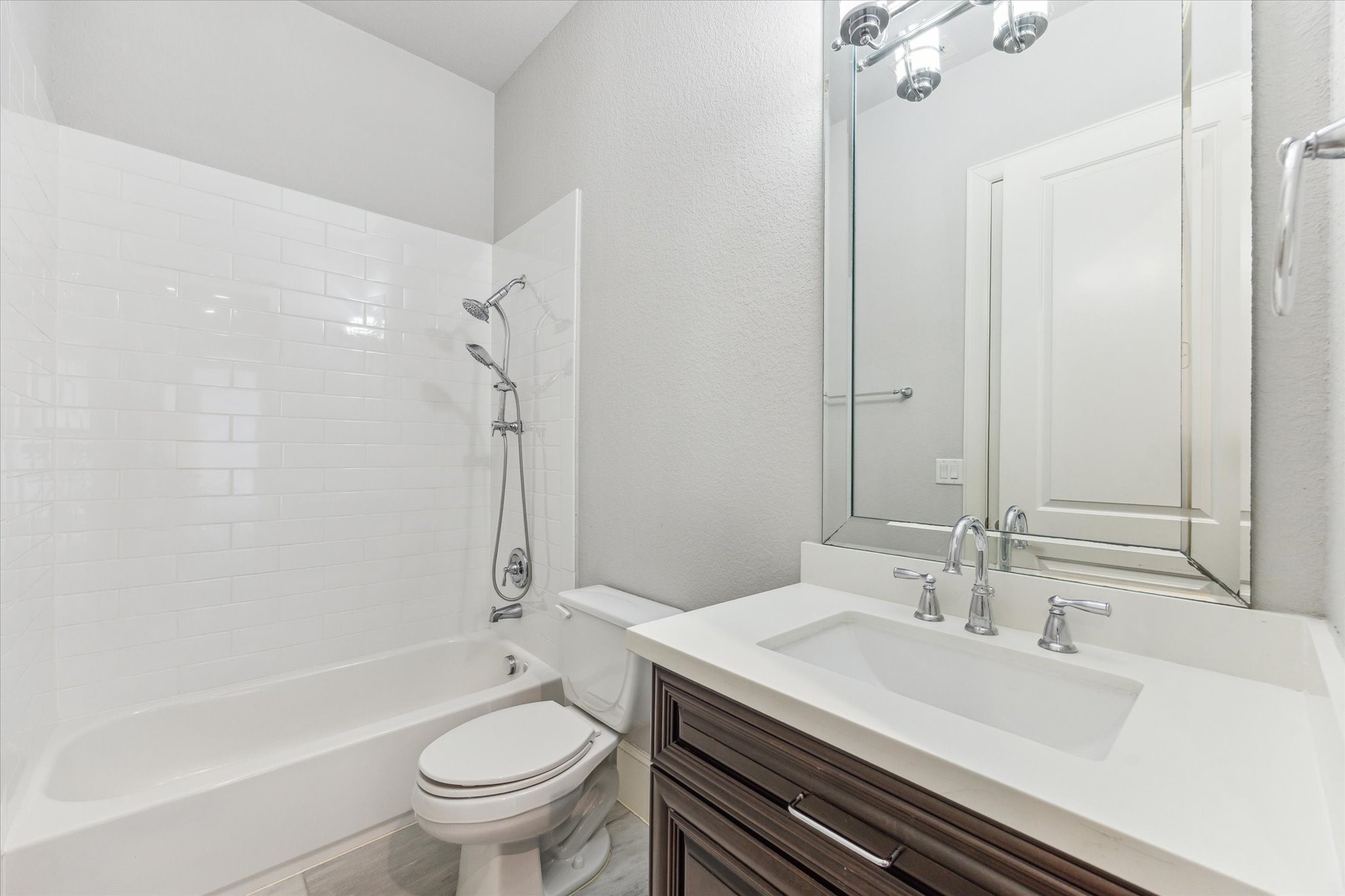 1721 Colquitt Street Houston, TX 77098 - Photo 30 of 30 apt studio full bath