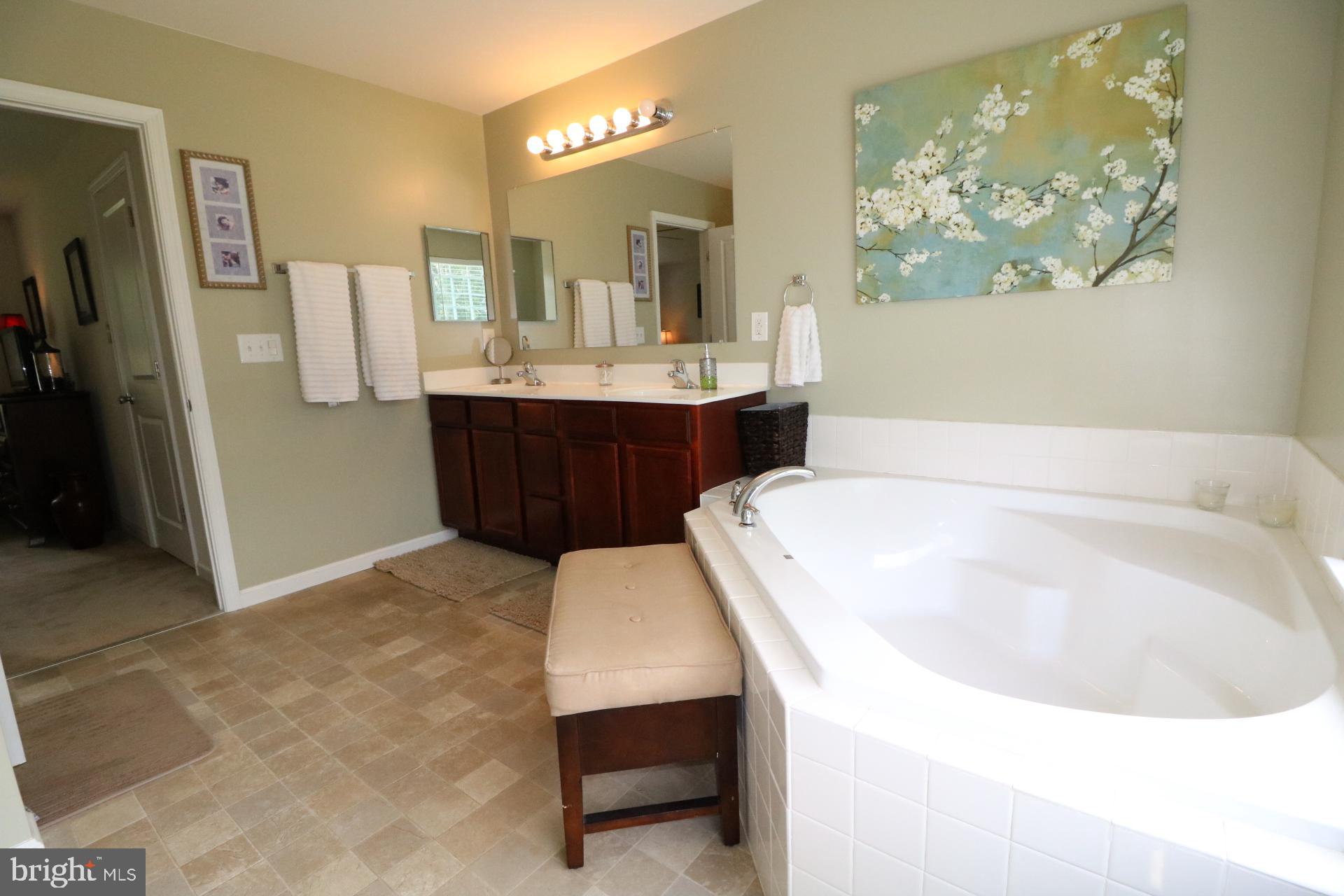 531 Mt Royal Road Sewell, NJ 08080 - Photo 23 of 26 Gallery Image 23