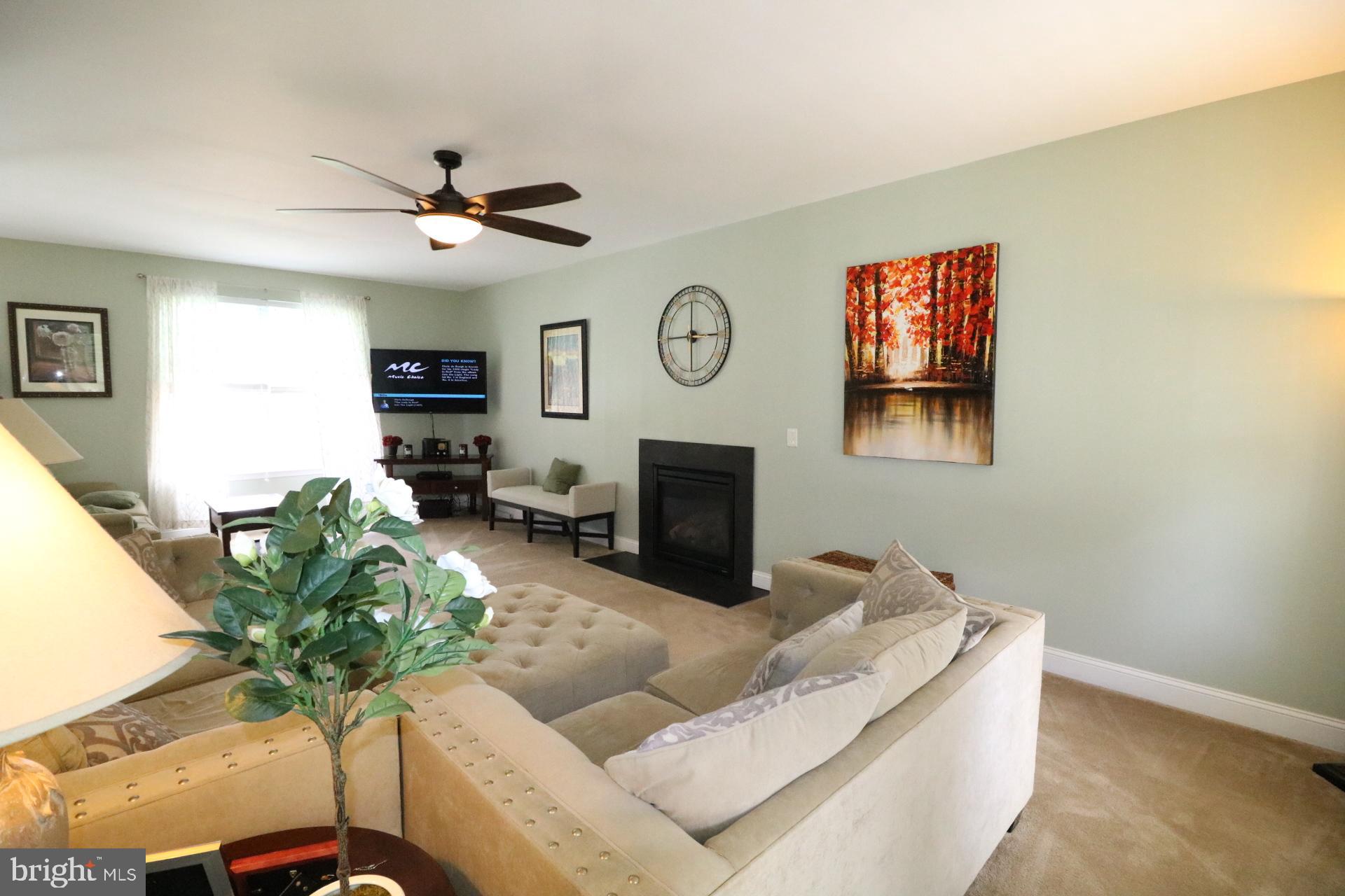 531 Mt Royal Road Sewell, NJ 08080 - Photo 6 of 26 Gallery Image 6