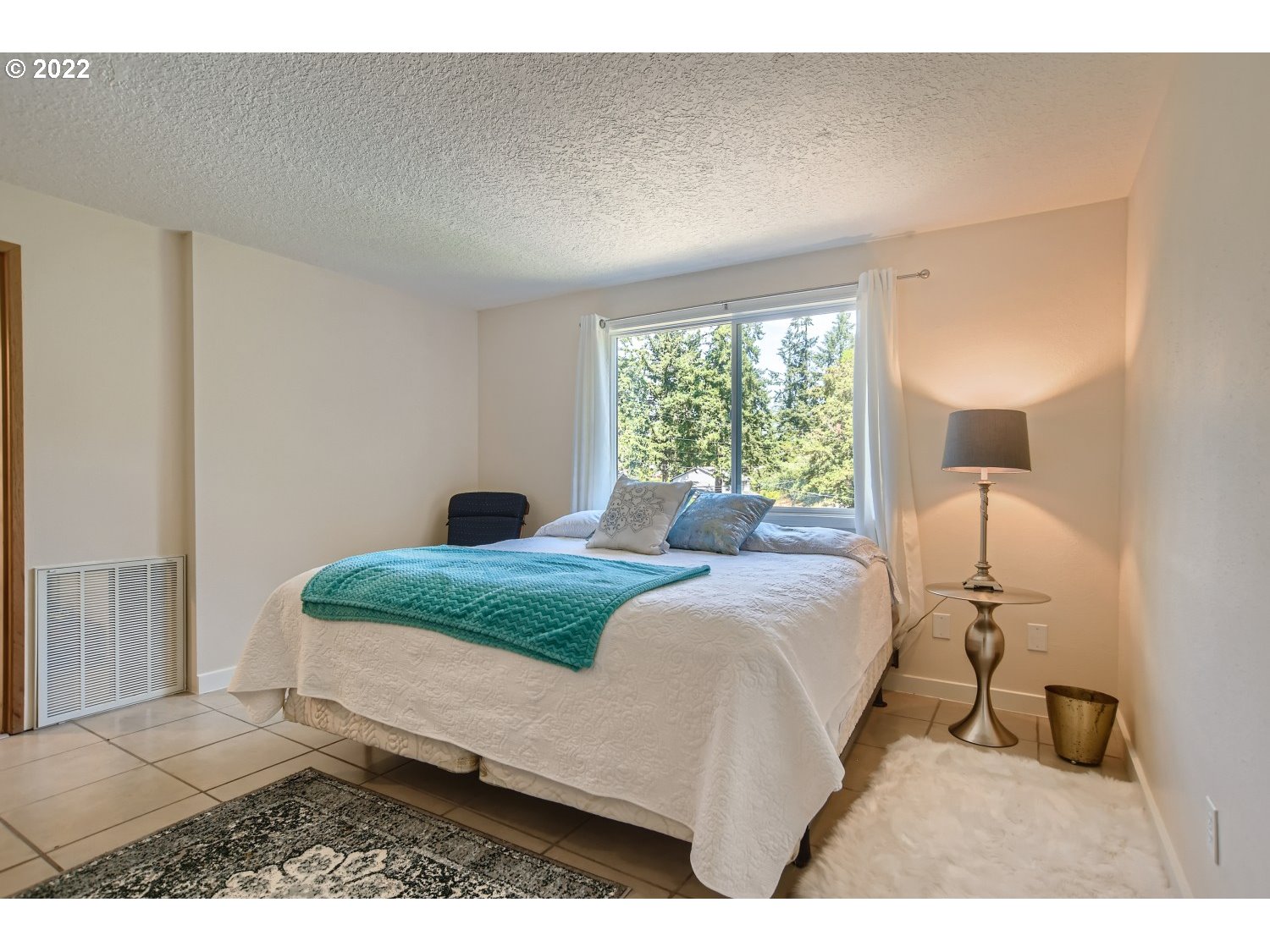 4646 Southeast View Acres Road Milwaukie, OR 97267 - Photo 23 of 31 Laundry