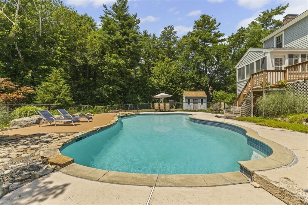 17 Shagbark Road Easton, MA 02375 - Photo 2 of 42 Gallery Image 2