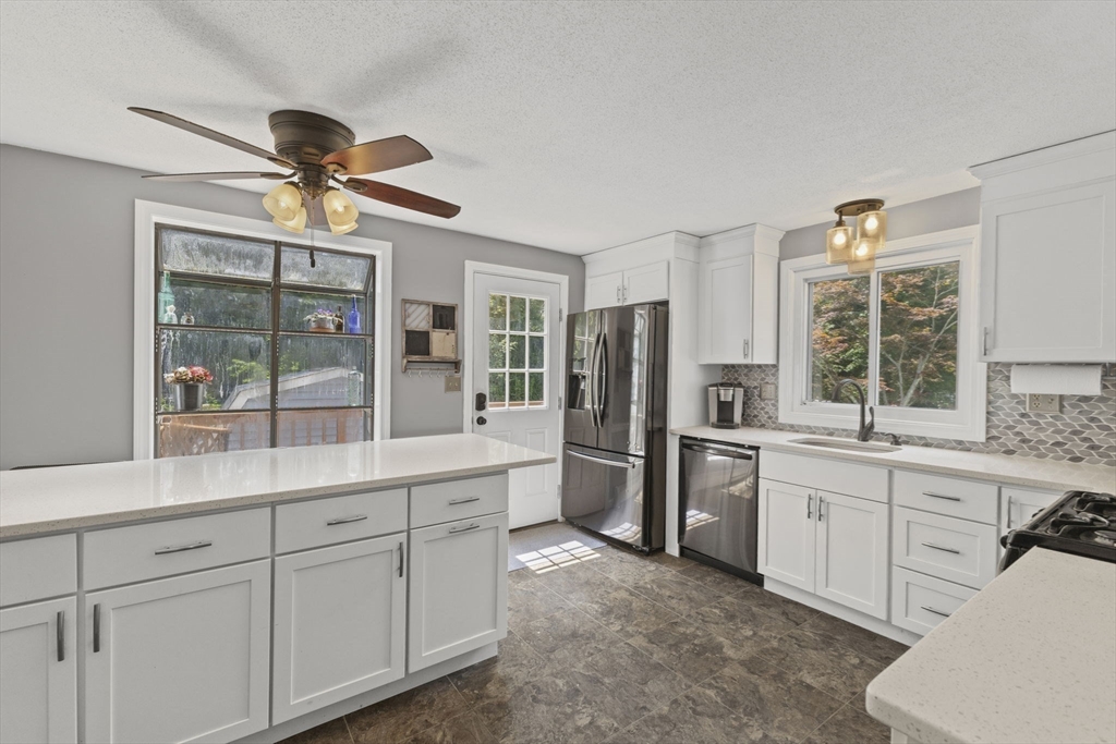 17 Shagbark Road Easton, MA 02375 - Photo 3 of 42 Gallery Image 3