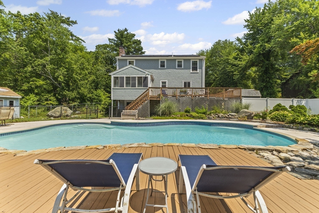 17 Shagbark Road Easton, MA 02375 - Photo 4 of 42 Gallery Image 4