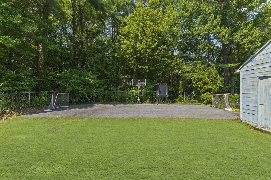 17 Shagbark Road Easton, MA 02375 - Photo 9 of 42 Gallery Image 9