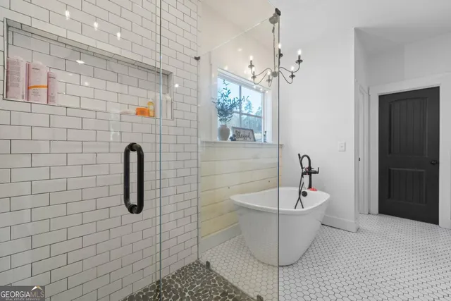 $639,900 | 1351 Parker Hill, Toomsboro, NE 31090