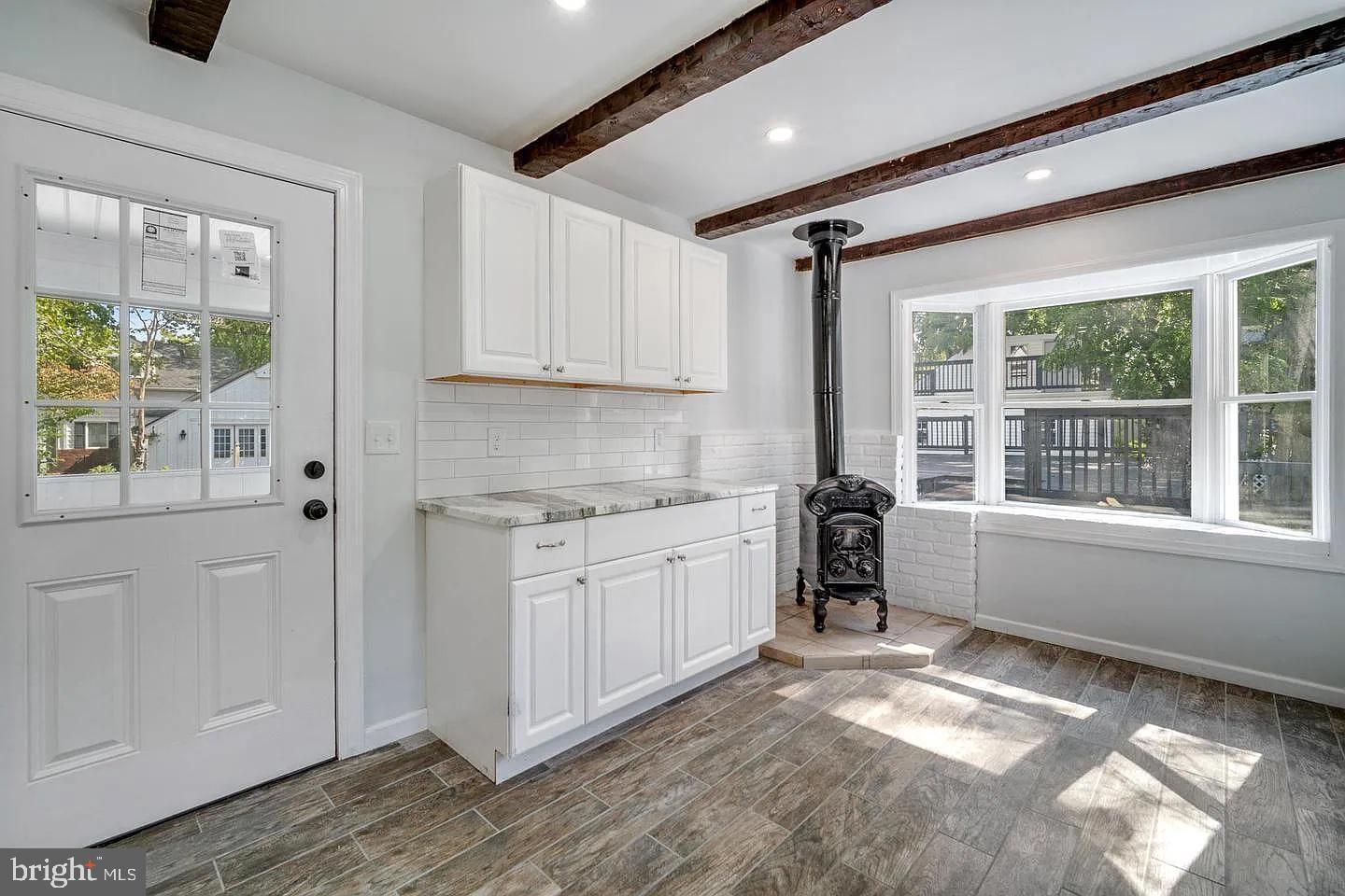 604 South Shore Road Absecon, NJ 08201 - Photo 4 of 23 Gallery Image 4