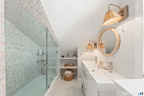 $1,495,000 | 25 Hillside Avenue, Darien, CT 06820