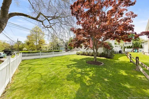 $1,495,000 | 25 Hillside Avenue, Darien, CT 06820
