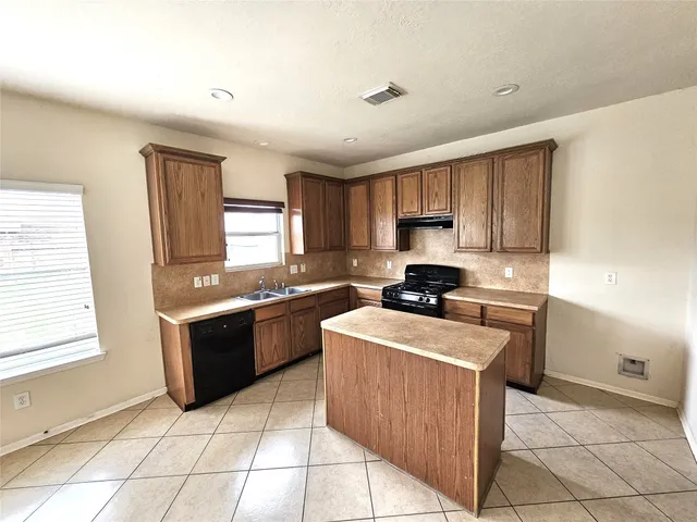 $2,350 | 13214 Arden Ridge Lane, Houston, TX 77014