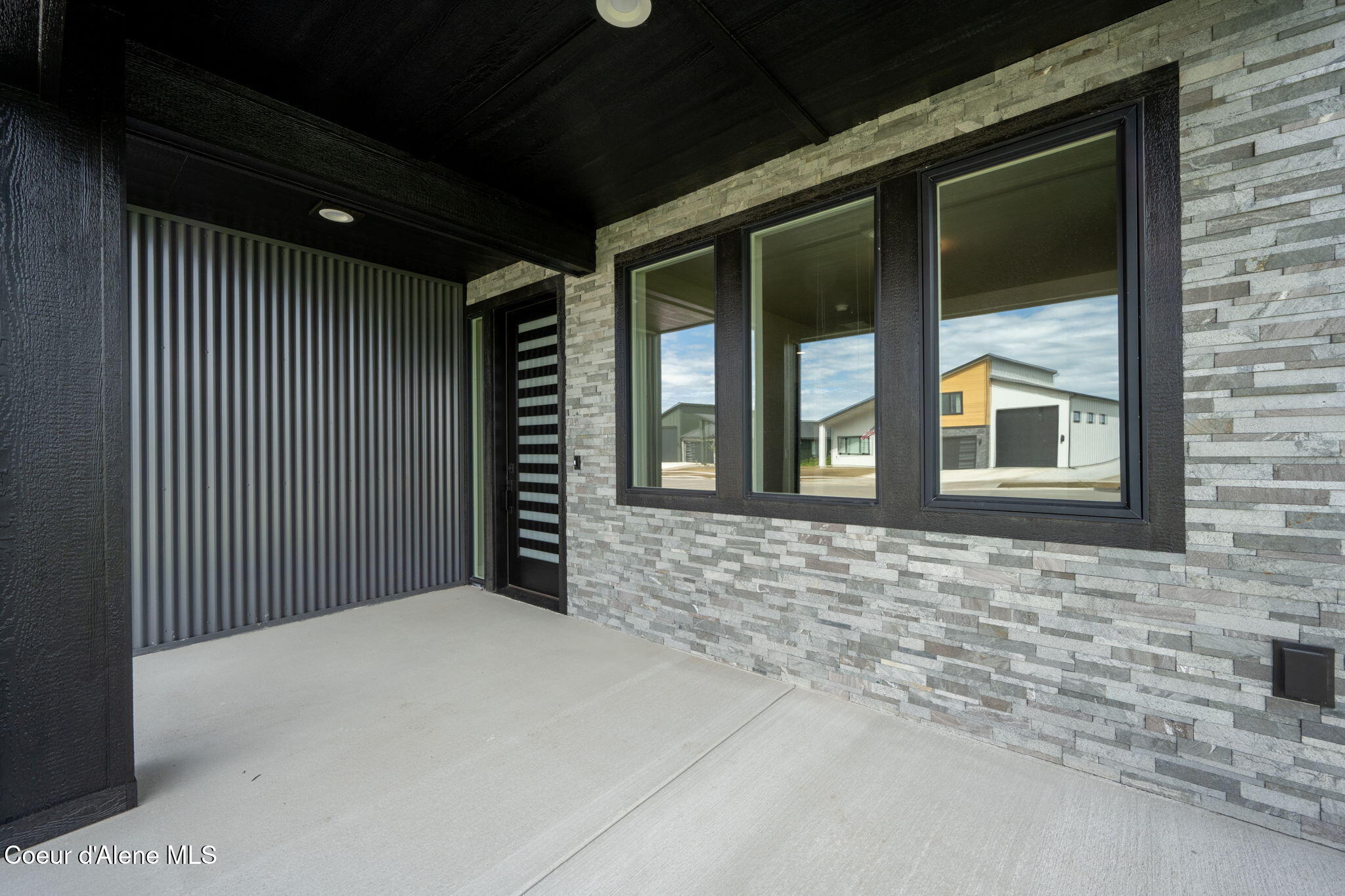 6414 West Frehley Way Rathdrum, ID 83858 - Photo 5 of 48 Front Porch