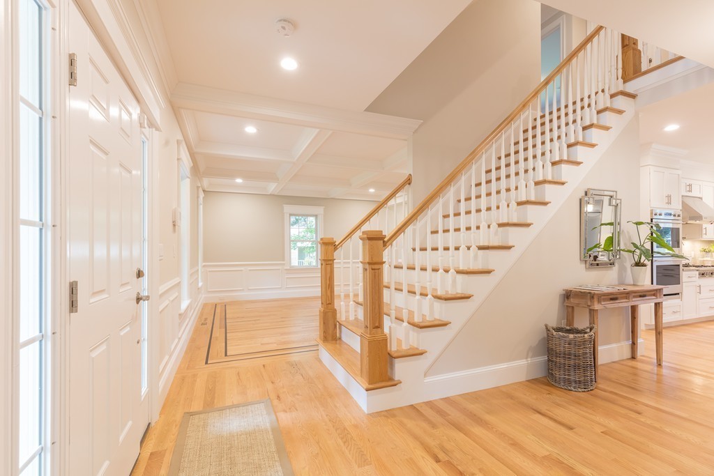 6 Longfellow Road Lexington, MA 02420 - Photo 8 of 29