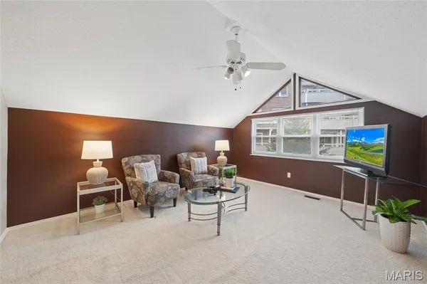$299,900 | 1010 Thoreau Court, Unit 310, St. Louis, MO 63146