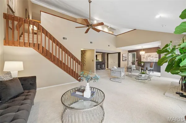 $299,900 | 1010 Thoreau Court, Unit 310, St. Louis, MO 63146
