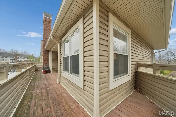 $299,900 | 1010 Thoreau Court, Unit 310, St. Louis, MO 63146
