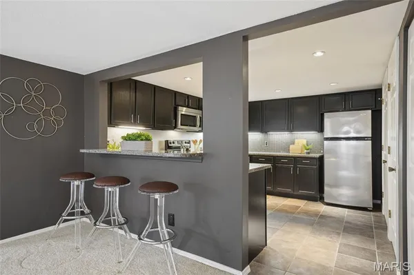 $299,900 | 1010 Thoreau Court, Unit 310, St. Louis, MO 63146