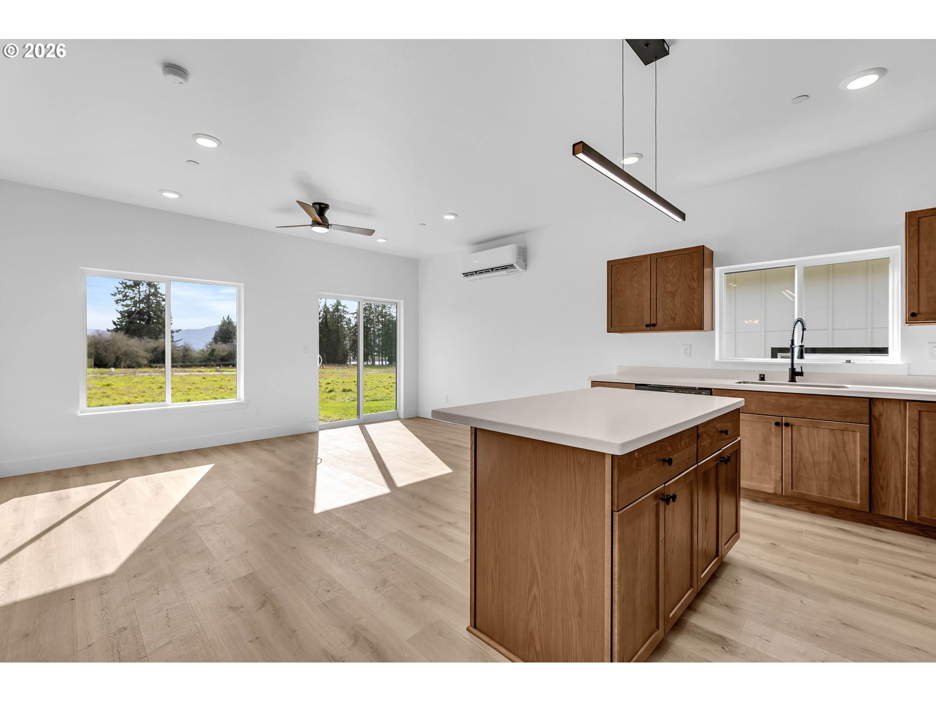 3 Anchor Wy Loop, Unit B Cathlamet, WA 98612 - Photo 6 of 33