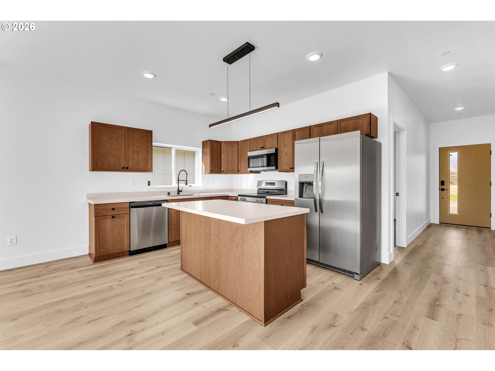 3 Anchor Wy Loop, Unit B Cathlamet, WA 98612 - Photo 7 of 33