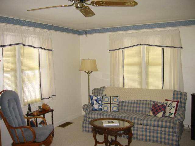 2387 Washington Road Washington, IL 61571 - Photo 5 of 11 Gallery Image 5