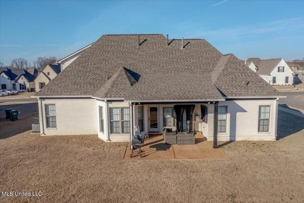 $389,900 | 3823 Andreas Drive, Southaven, MS 38672