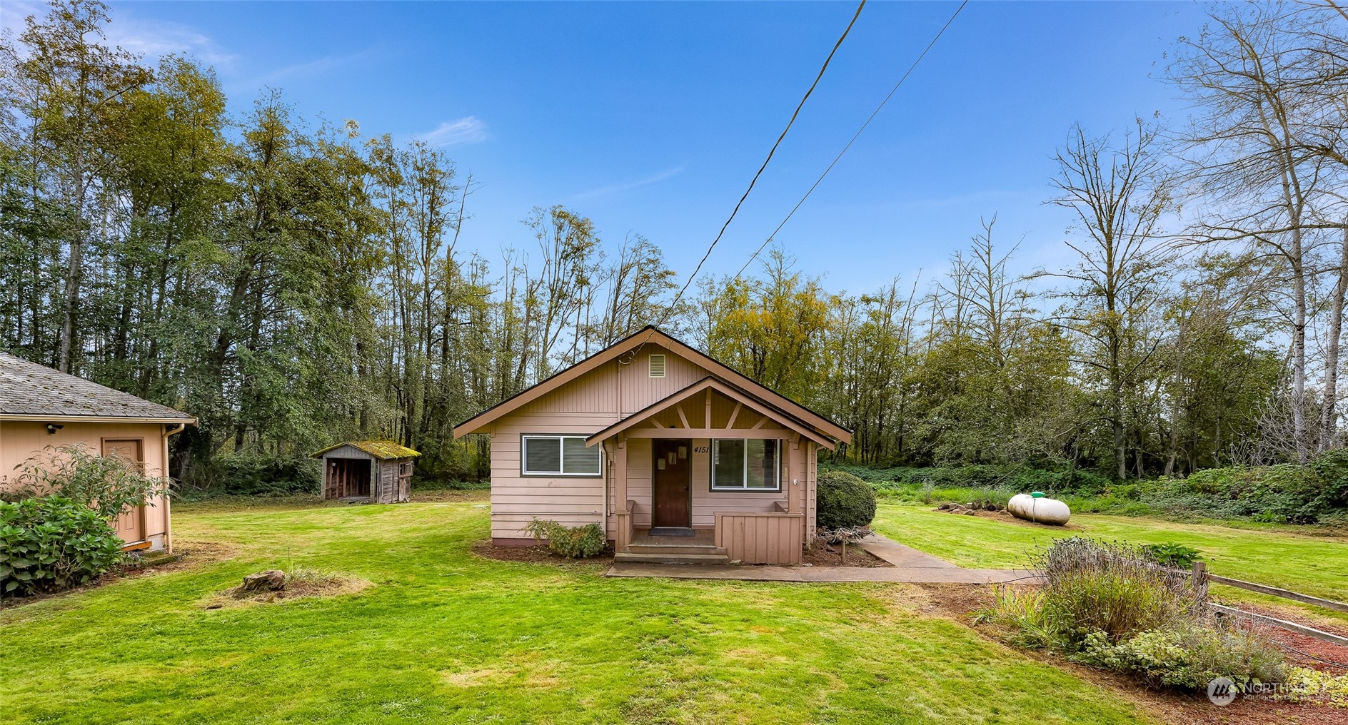 4151 H Street Road Blaine, WA 98230 - Photo 3 of 33 Gallery Image 3