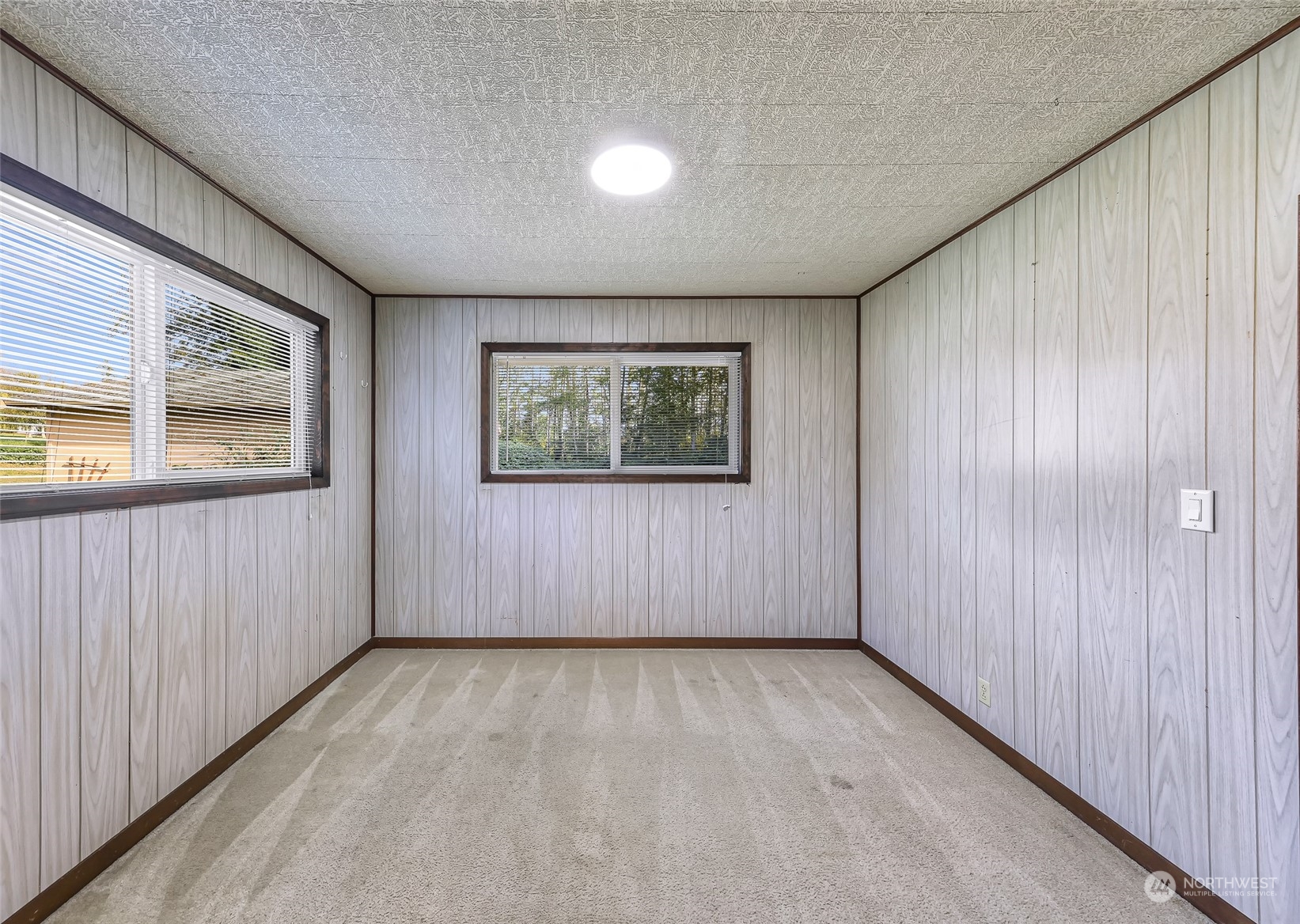 4151 H Street Road Blaine, WA 98230 - Photo 8 of 33 Gallery Image 8