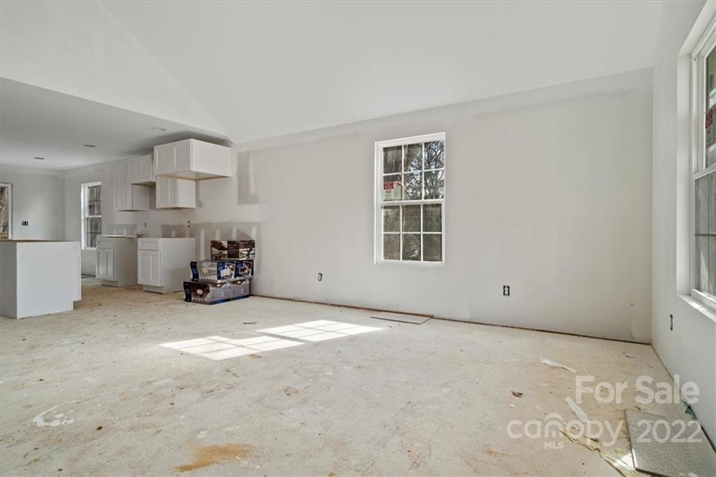 330 Eagle Creek Road Clover, SC 29710 - Photo 19 of 40 Gallery Image 19