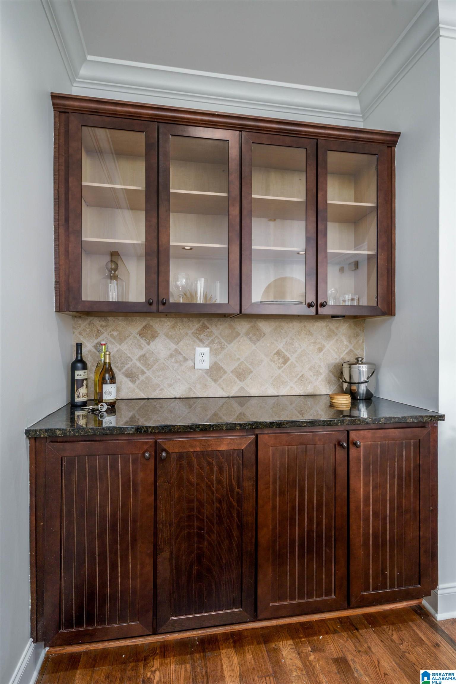 2054 Lancaster Road Homewood, AL 35209 - Photo 9 of 44 Gallery Image 9