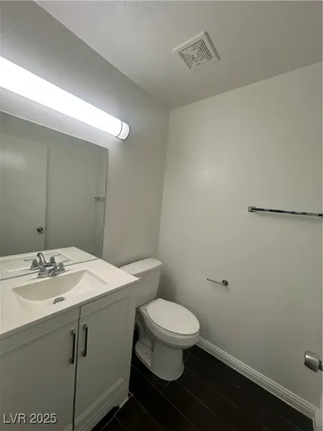 $1,563 | 1956 Vista Malaga Street, Unit 102, Las Vegas, NV 89106