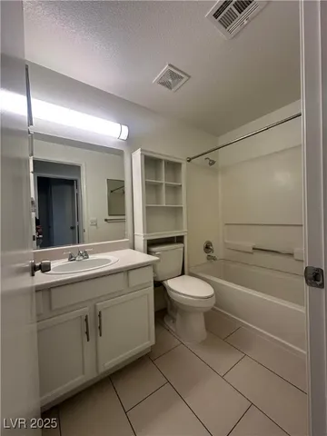 $1,563 | 1956 Vista Malaga Street, Unit 102, Las Vegas, NV 89106