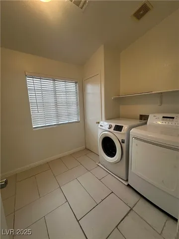 $1,563 | 1956 Vista Malaga Street, Unit 102, Las Vegas, NV 89106