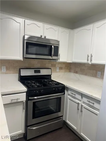 $1,563 | 1956 Vista Malaga Street, Unit 102, Las Vegas, NV 89106