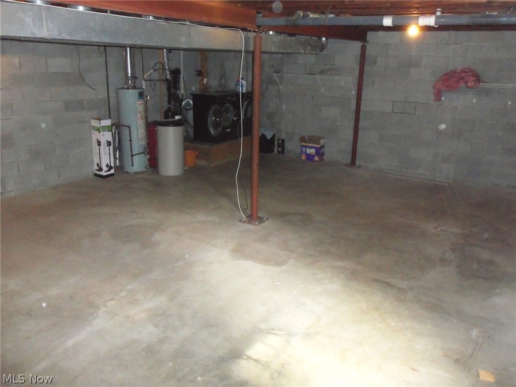 16850 Old State Road Middlefield, OH 44062 - Photo 16 of 23 13 course basement would be perfect for extra finished living area