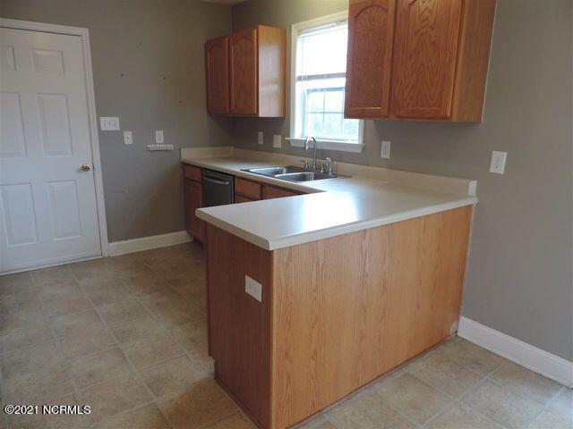 124 Annie Road Richlands, NC 28574 - Photo 10 of 22 20160425165643953587000000-o