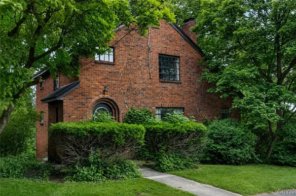 $269,580 | 307 Demong Drive, Syracuse, NY 13214